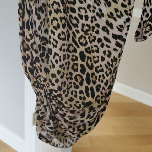 Animal print dress size M Guess NWT - Picture 3 of 4